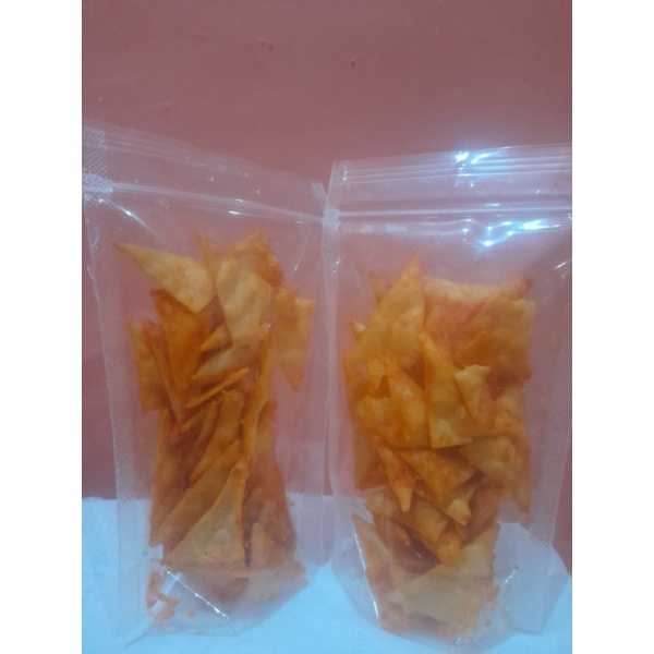 

Keripik Pangsit Balado
