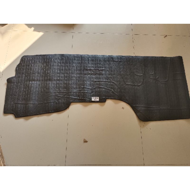 Karpet Lantai PS Canter HDX 136 Depan