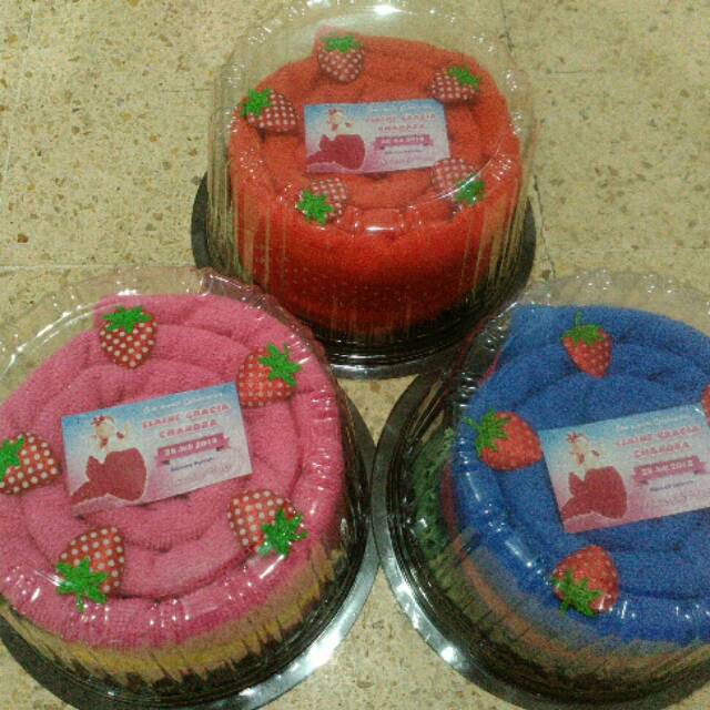 Towel cake souvenir manye kue handuk