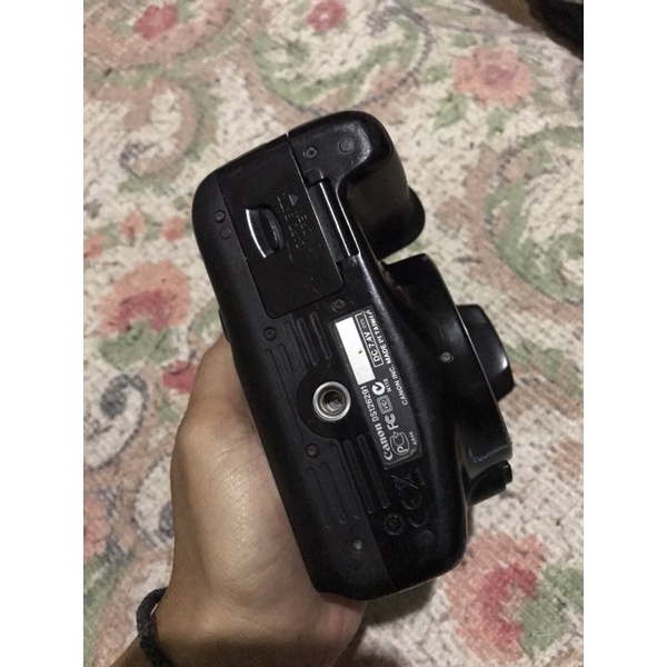 kamera dslr canon 1100d