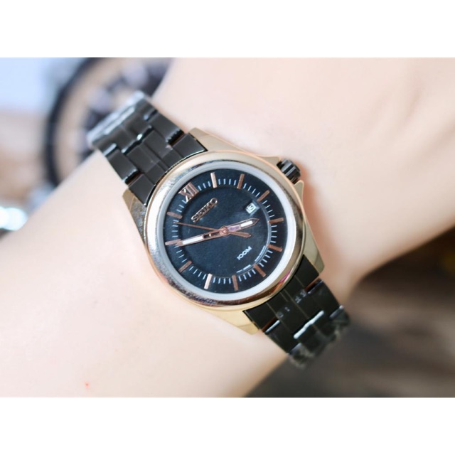 JAM TANGAN WANITA SK