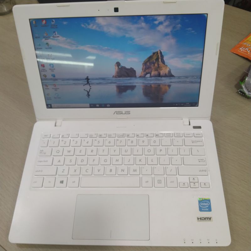 notebook laptop leptop second seken bekas layar 12 inci paling termurah Ram HDD 500 layar 12 inci  slim Bagus