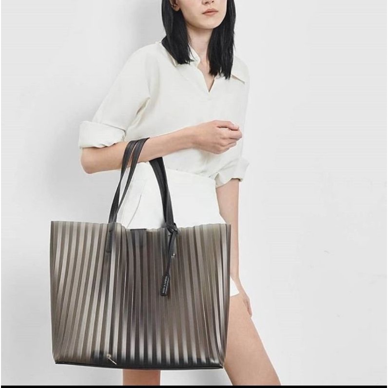 Tas Charles and Keith jelly bag Preloved