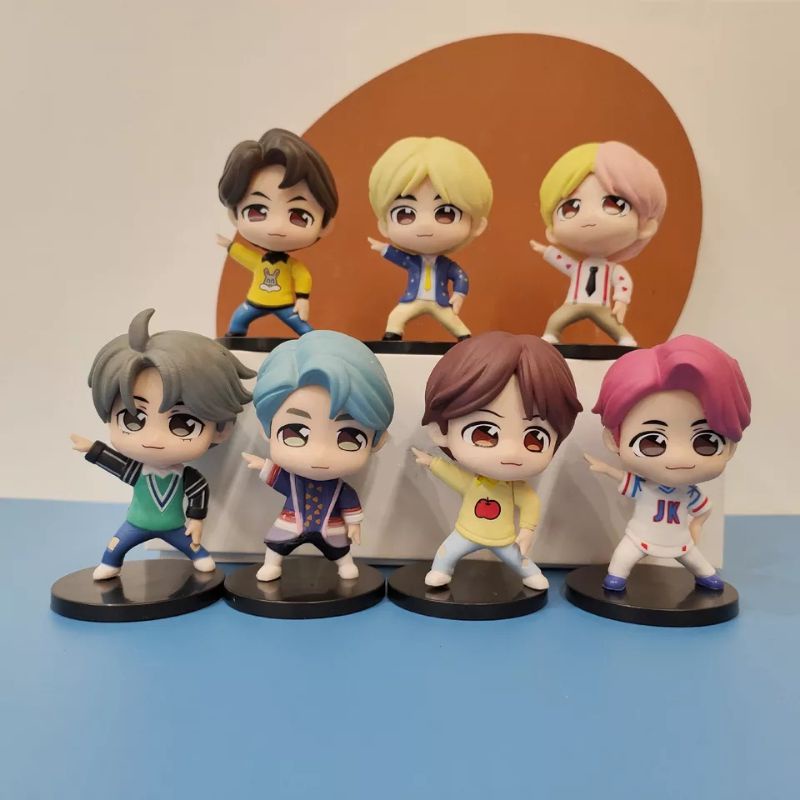 Action Figure BTS KPOP Idol Set 7 Miniatur Hiasan Topper Cake