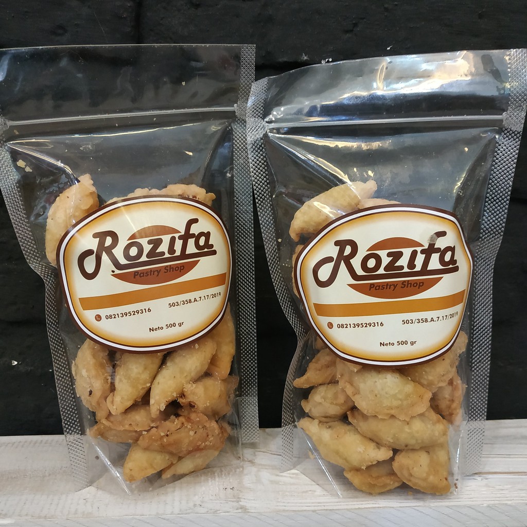 

pastel kering by rozifa skomill, dijamin enak!!