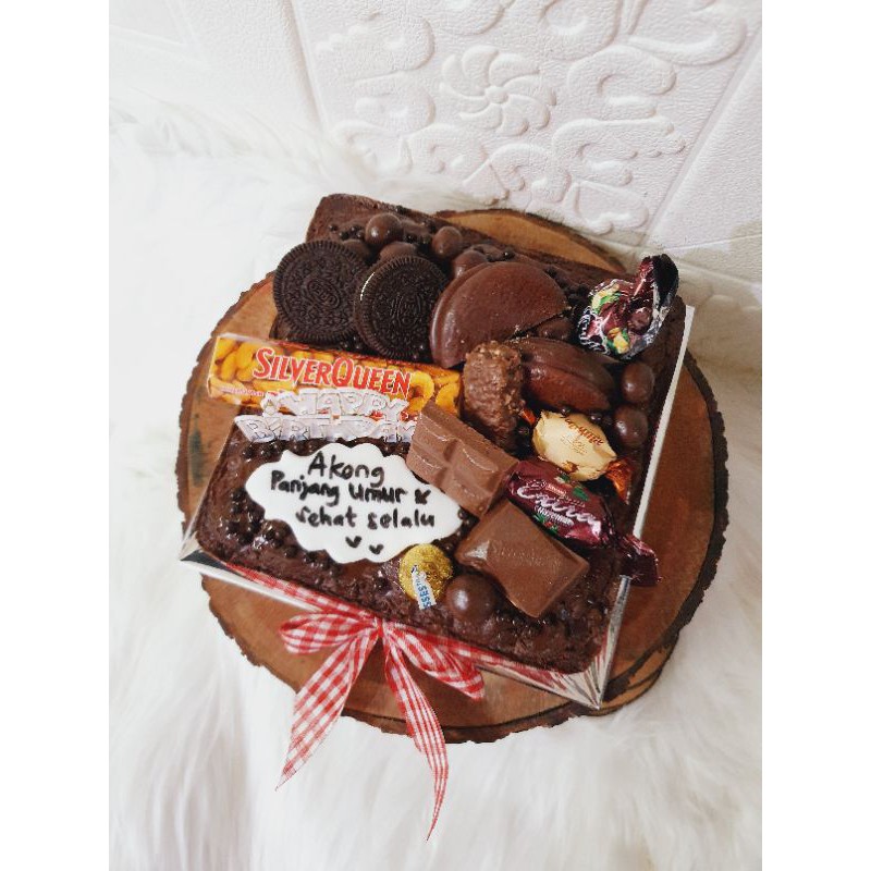 

Birthday brownies coklat