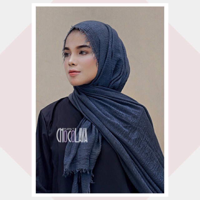 Cara Memakai Jilbab Pashmina Crinkle - HijabFest