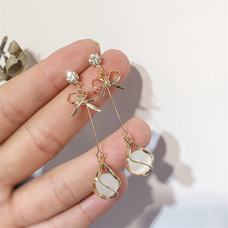 Zomi Anting Tusuk / Klip / Jepit Bahan Sterling Silver 925 Desain Bunga Anggrek Gaya Trendy Untuk Wanita