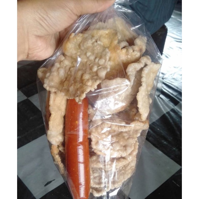 

kelempang tunu bantet isi 25 biji kelempang free sambal pedas nampoll home made kelempang bantat , gurih, dan ikan nya terasa.. happy shopping #kuliner palembang #kemplangtunupalembang