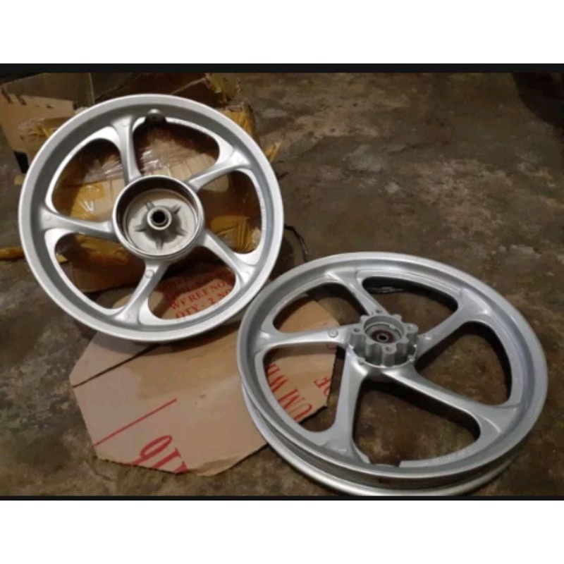 velg nouvo elegant silver original velg yamaha nouvo elegan original