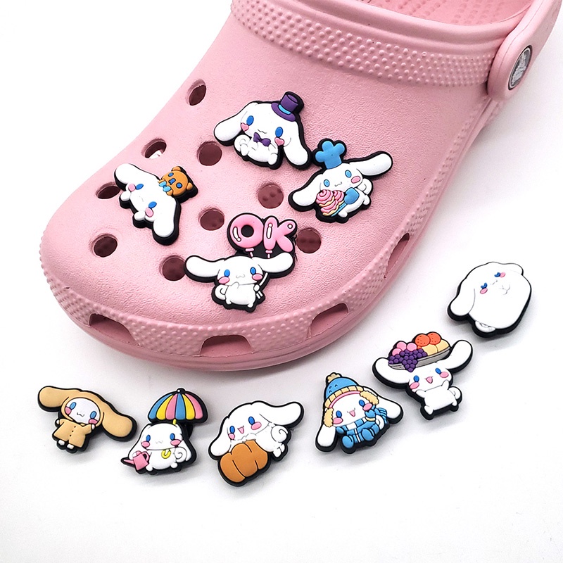 Cinnamoroll Jibbitz charms Crocs Aksesoris DIY imut pin pvc Bahan Untuk Dekorasi Sepatu Hadiah anak wanita