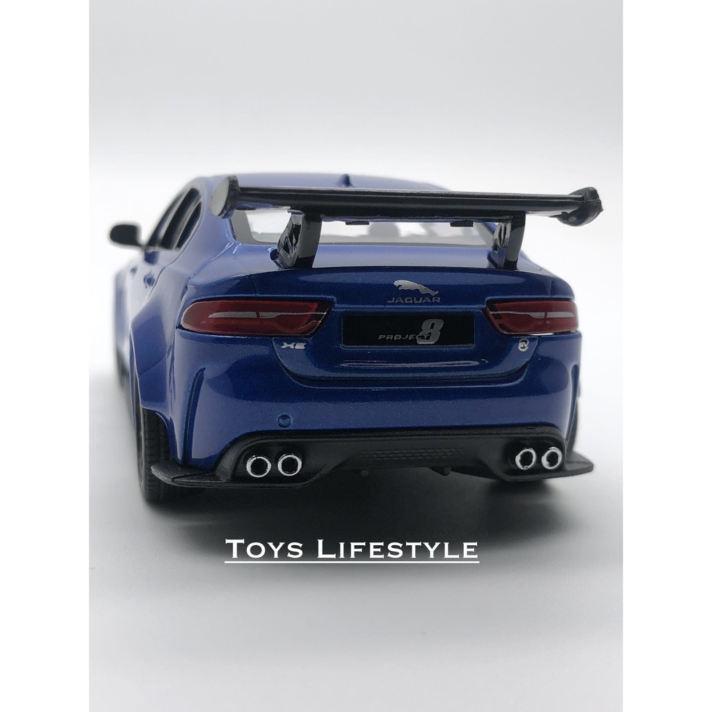 Kinsmart Diecast - Jaguar XE SV Project 8 Skala 1:36 (Biru)