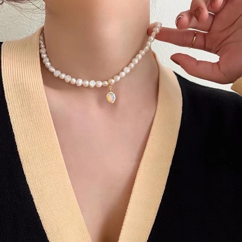 Kalung Klavikula Hias Liontin Salib Hati Mutiara Model Rongga Gaya Vintage Korea Untuk Wanita