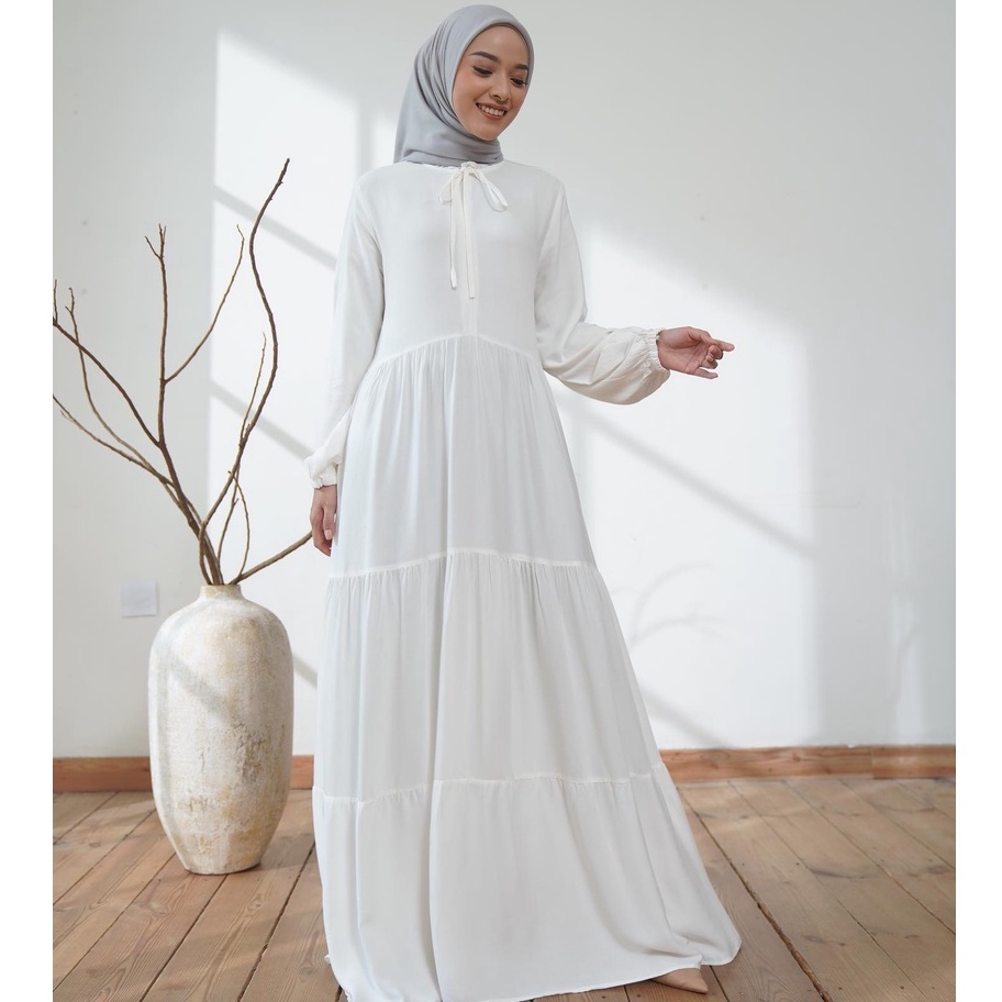 Dress Terbaru Gamis  Terbaru 2022 Gamis Putih Polos Gamis Putih Wanita Gamis Terbaru Gamis Modern Gamis Syari Gamis Busui Gamis Lebaran FH23