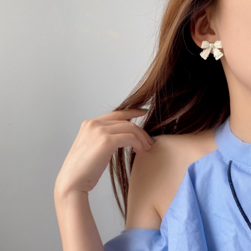 We Flower Korean White Bowknot Stud Earrings for Girls Women Elegant Ear Jewelry