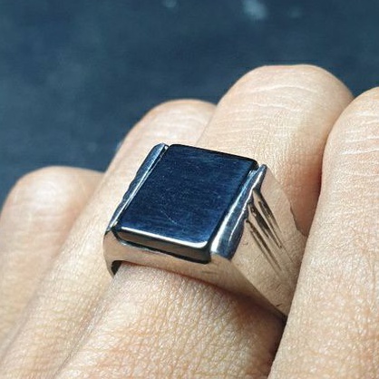 Batu cincin hitam onyx kotak