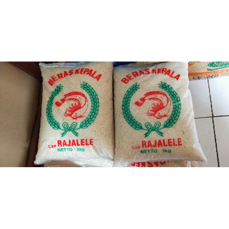 

Beras lokal cap Raja lele kemasan 5 kg