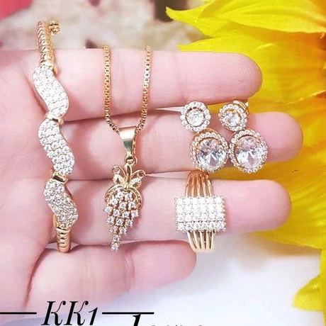 Xuping Set Perhiasan Wanita Gold 129227