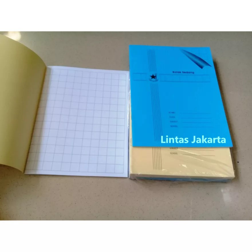 Buku Tulis Kotak Besar merk Bintang Obor ( isi 10 buku )