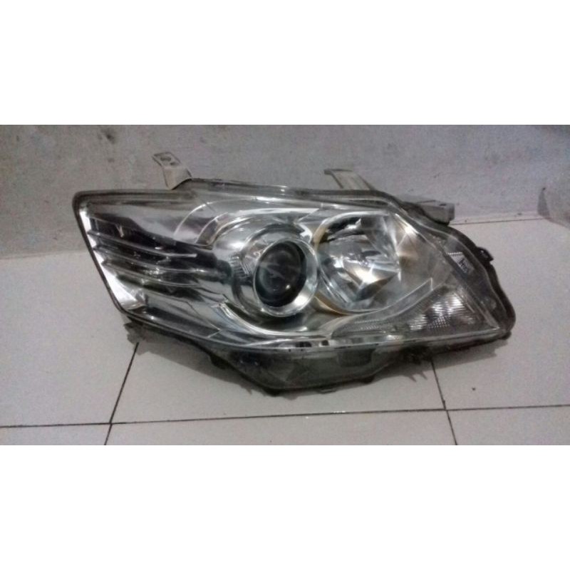 Headlamp lampu depan Toyota Camry 2010