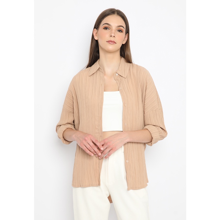 Mannequin Crepe Textured Shirt