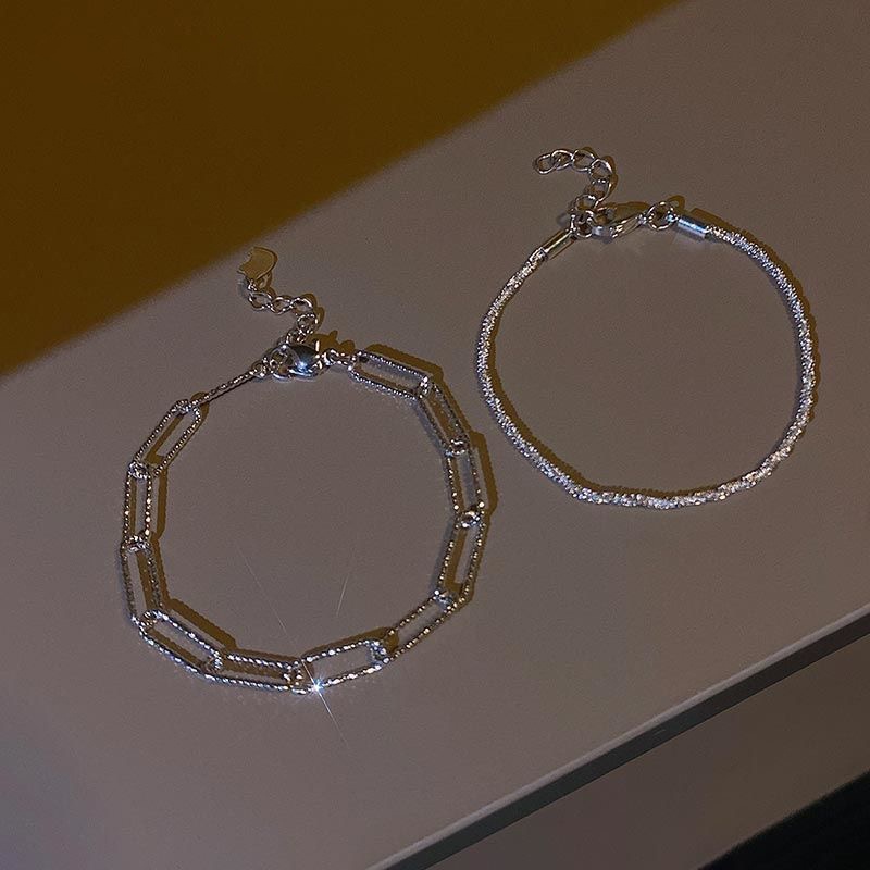 AY(CN) 2pcs / Set Gelang Rantai Lapis Ganda Warna Silver Gaya Korea Untuk Wanita