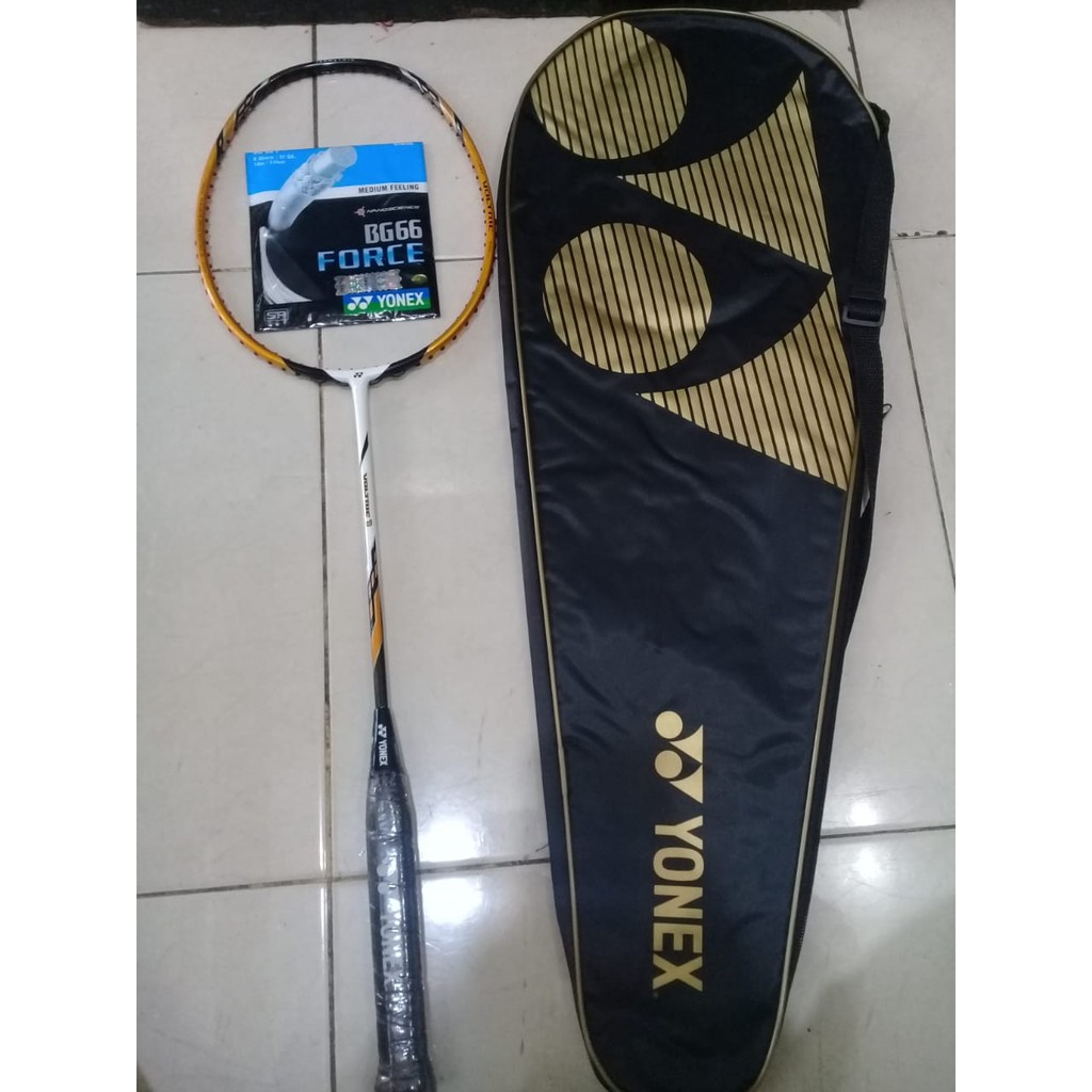 Raket Yonex Voltric 1