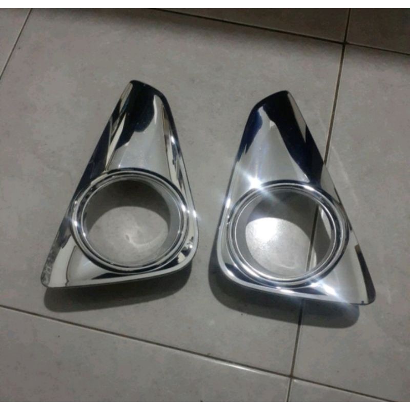 garnish List Ring Foglamp calya chrome