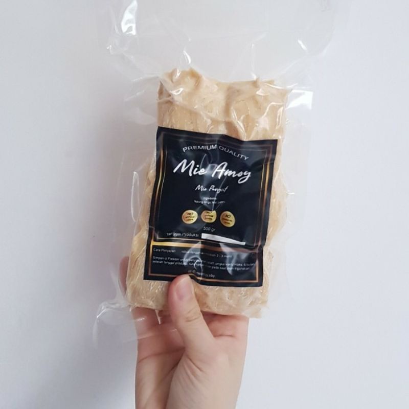 

Mie Pangsit 500gr Mie amoy surabaya / Mie telur