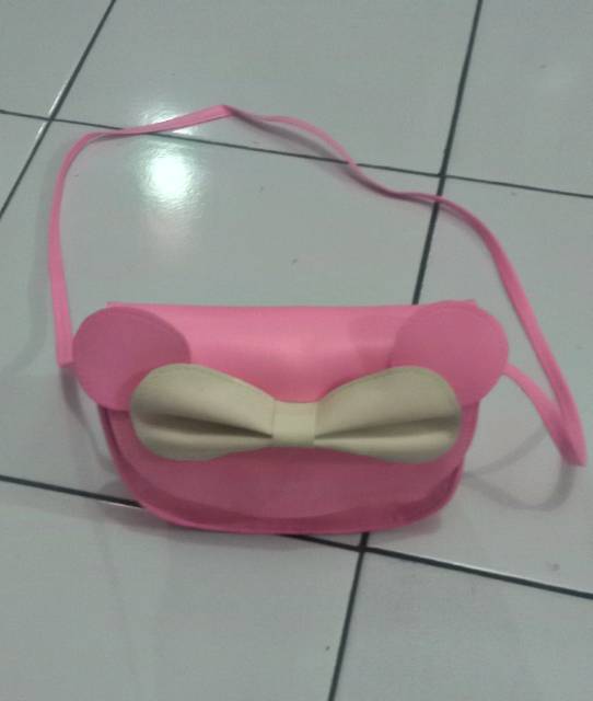 TAS SELEMPANG WANITA MOUSE VITA