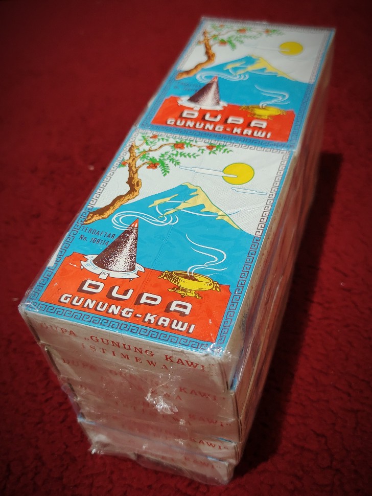 Dupa Tumpeng Kerucut Gunung Kawi Cap Buah Thoo