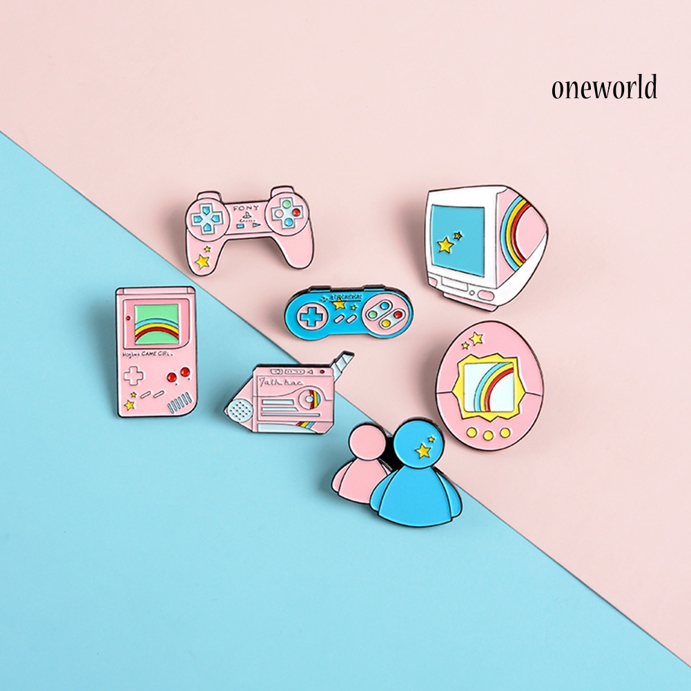 OW@ Cute Unisex Computer Game Machine Enamel Brooch Pin Bag Lapel Badge Decoration