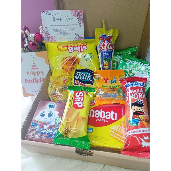 

Hampers Snack premium - yellow / graduation / birthday / Congratulation by kiyokohandcraft