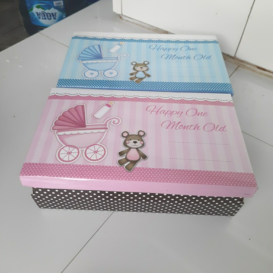 1 BUAH Box Hampers Souvenir Bayi 1 Bulan 34x19x5cm Stock Terbatas