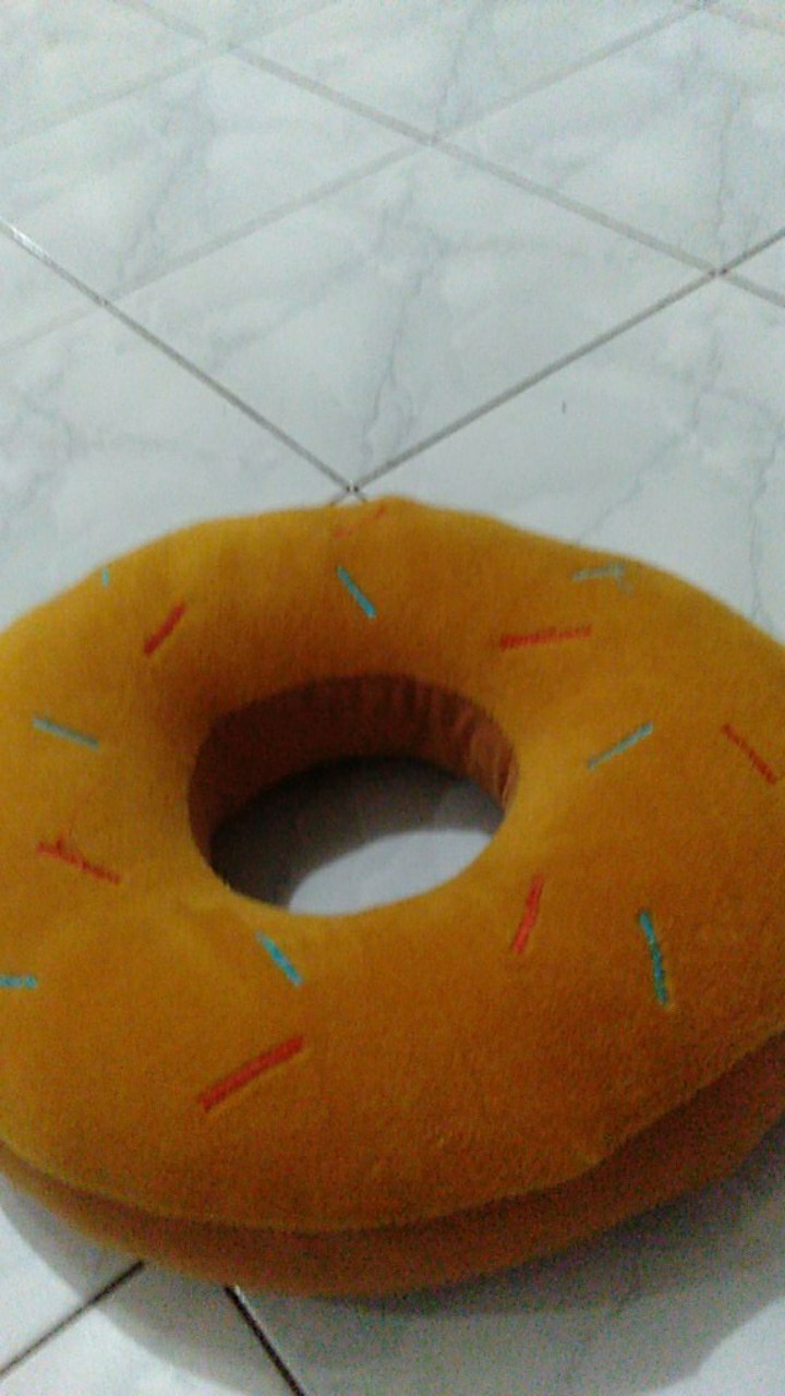 Bantal Donat Uk 40 * 40 Cm