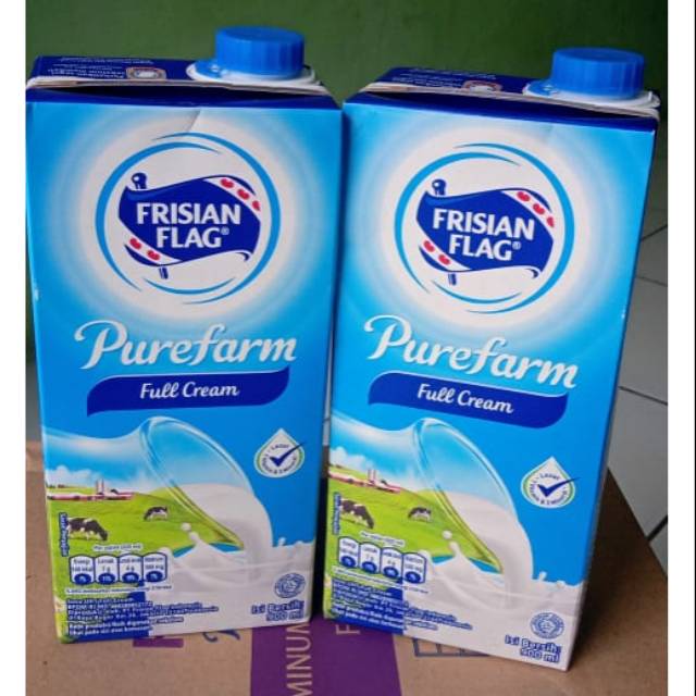 

Frisian Flag Susu UHT Full Cream 900 ml