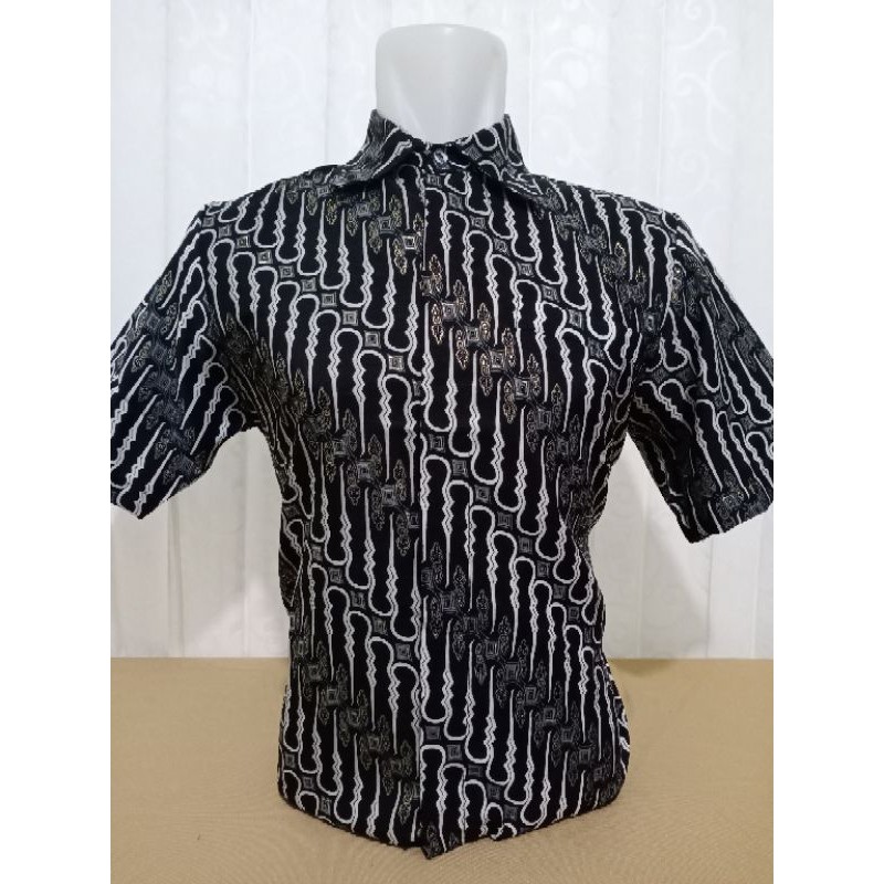 KEMEJA PRIA/KEMEJA BATIK PRIA/KEMEJA PRIA LENGAN PENDEK/BATIK PRIA/KEMEJA LENGAN PENDEK