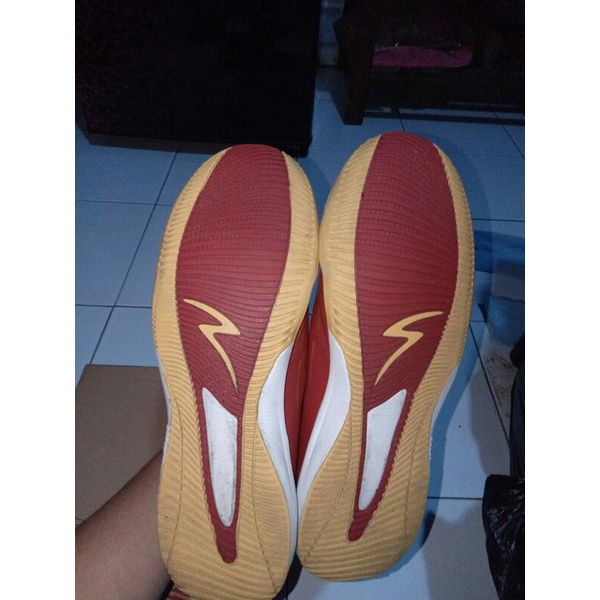 sepatu futsal specs ls