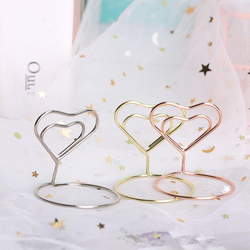 Suyo 1pc Stand Holder / Dudukan Display Nomor Meja / Foto / Kartu Bahan Metal Bentuk Hati Gaya Romantis Untuk Dekorasi