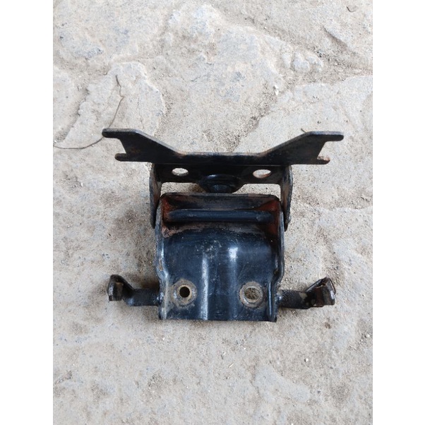 Engsel jok depan Honda Supra X lama Supra Fit Lama old ori