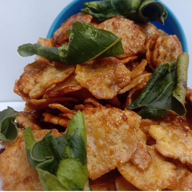 

Yang Lagi Viral Emping Melinjo pedes manis keripik emping pedas manis super crispy murah kiloan