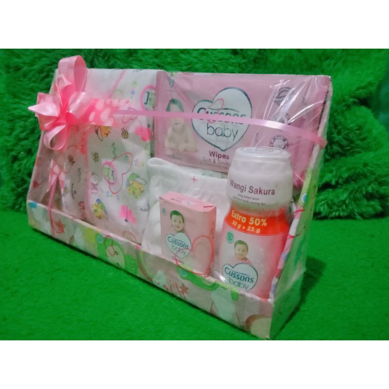 parcel kado jenguk bayi anak laki laki dan perempuan murah dan lengkap hampers baby gift cussons baby hadiah bayi kado lahiran kado set box