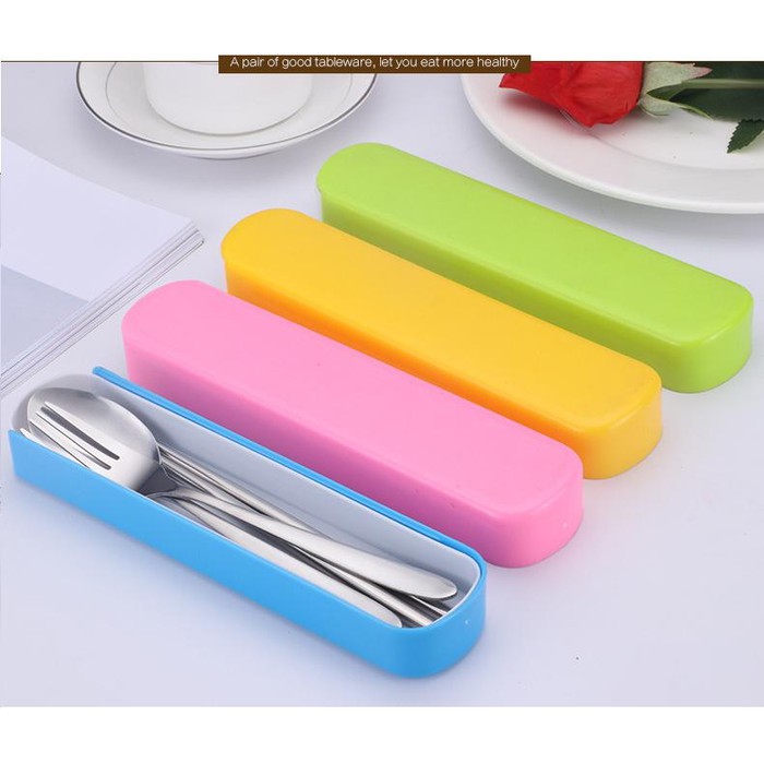 SET ALAT MAKAN STAINLESS PAKAI WADAH PLASTIK [ pusat ]