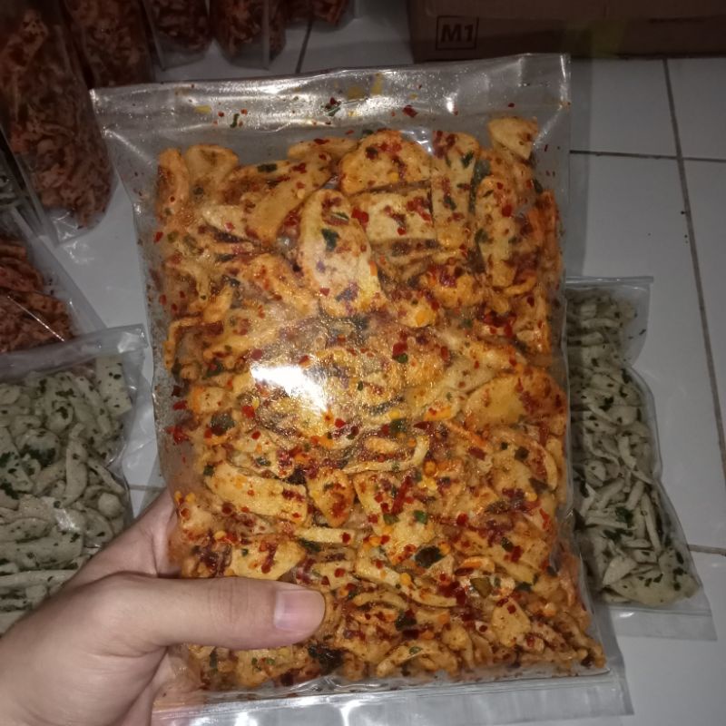 

BASRENG PEDAS DAUN JERUK (250grm)