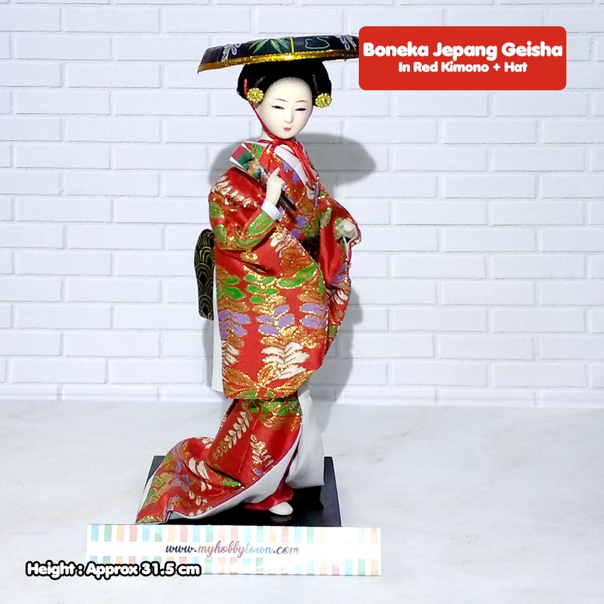 Boneka Jepang Geisha Kimono Merah Red Topi Kipas Lipat Sedang