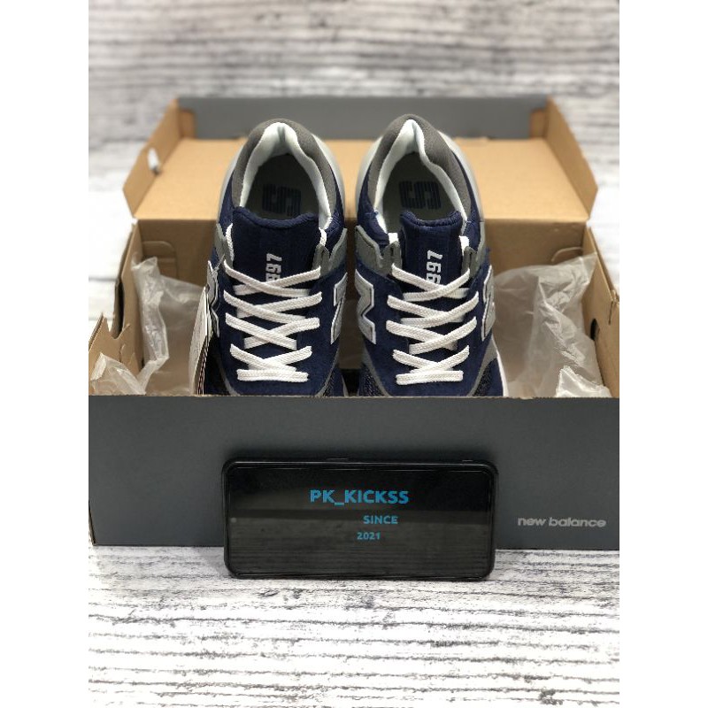 New Balance 997 Navy Grey