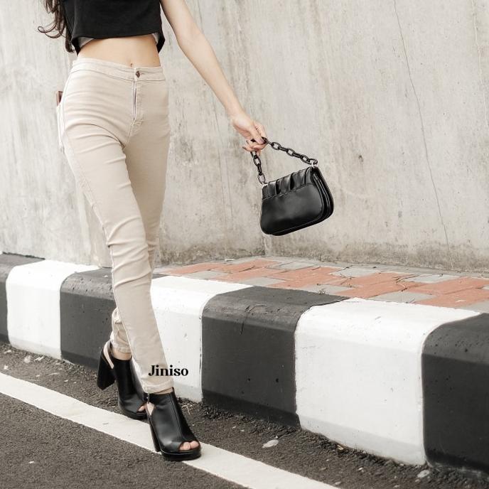 ♥ JINISO - Highwaist Jeans 869 - 879 BODY GOAL ➽