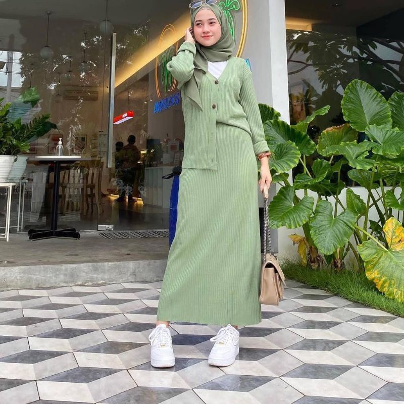 MURAH/ NAKARA CARDI RAJUT PREMIUM TEBAL /3Get Halus dan Adem-Rok mint Bb 45+65