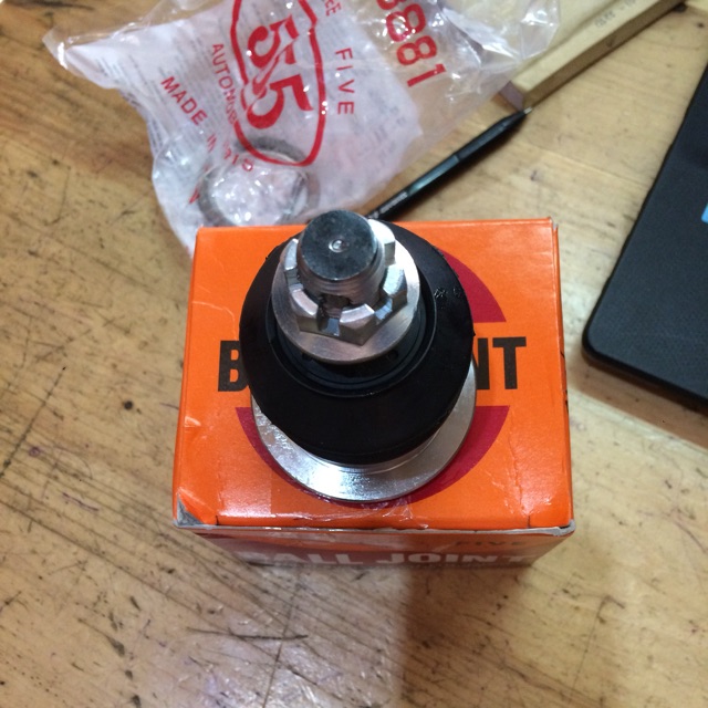 Ball Joint atas dan bawah Innova,Fortuner,Hilux