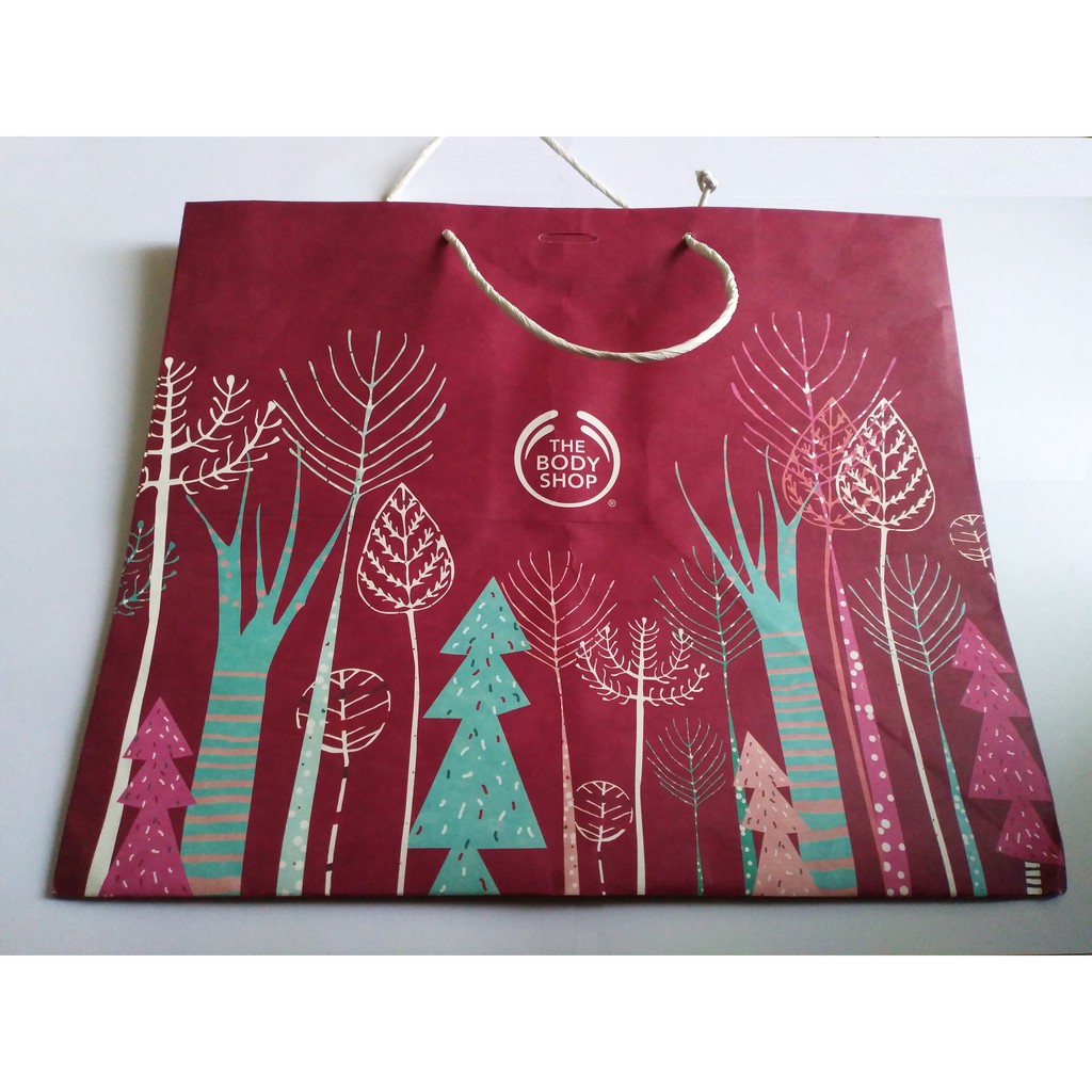 

The Body Shop Paper Bag Christmas 2018 Special and Limited Edition